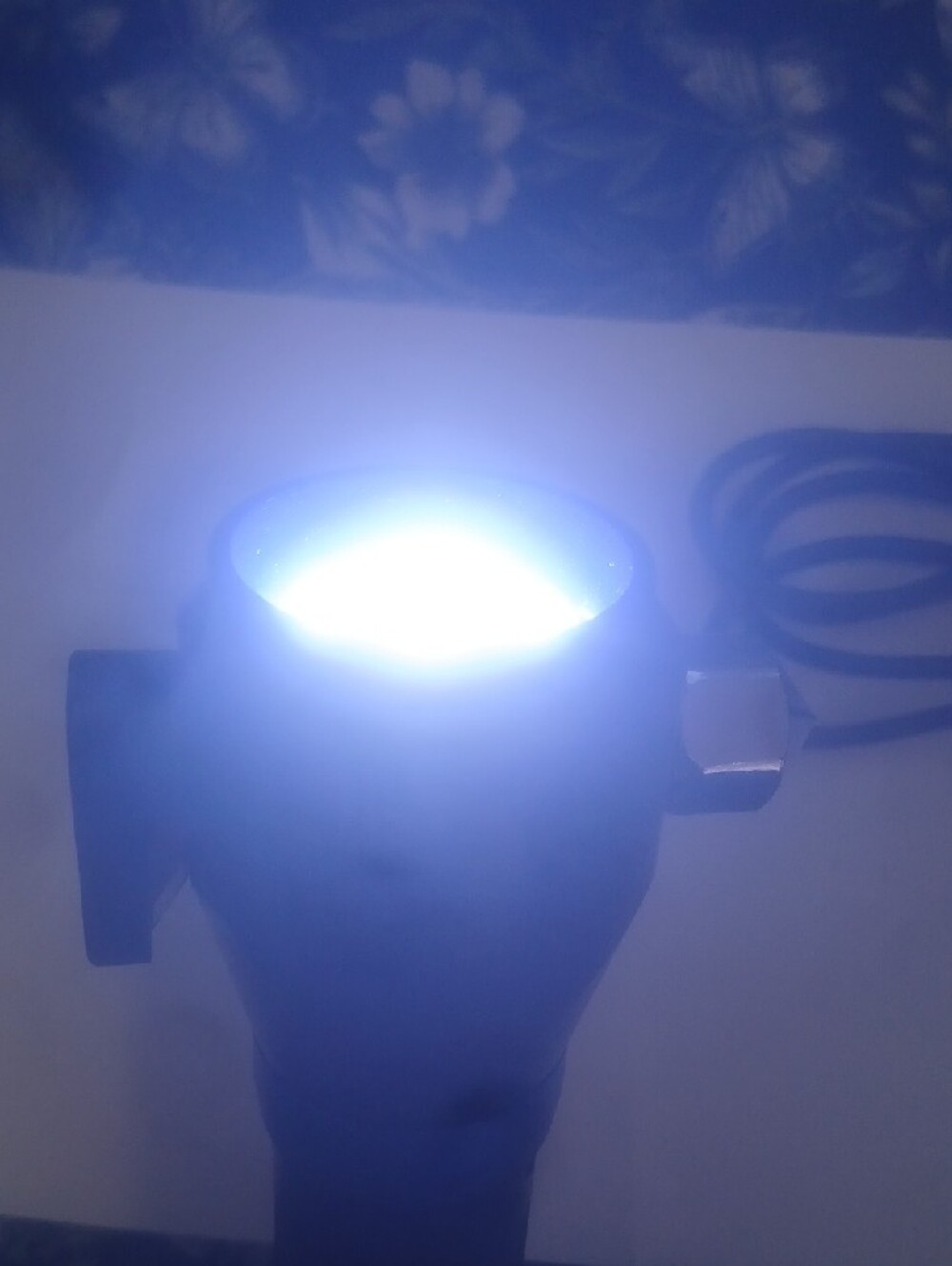 ConEd Rechargable Flashlight - Picture 7 of 9